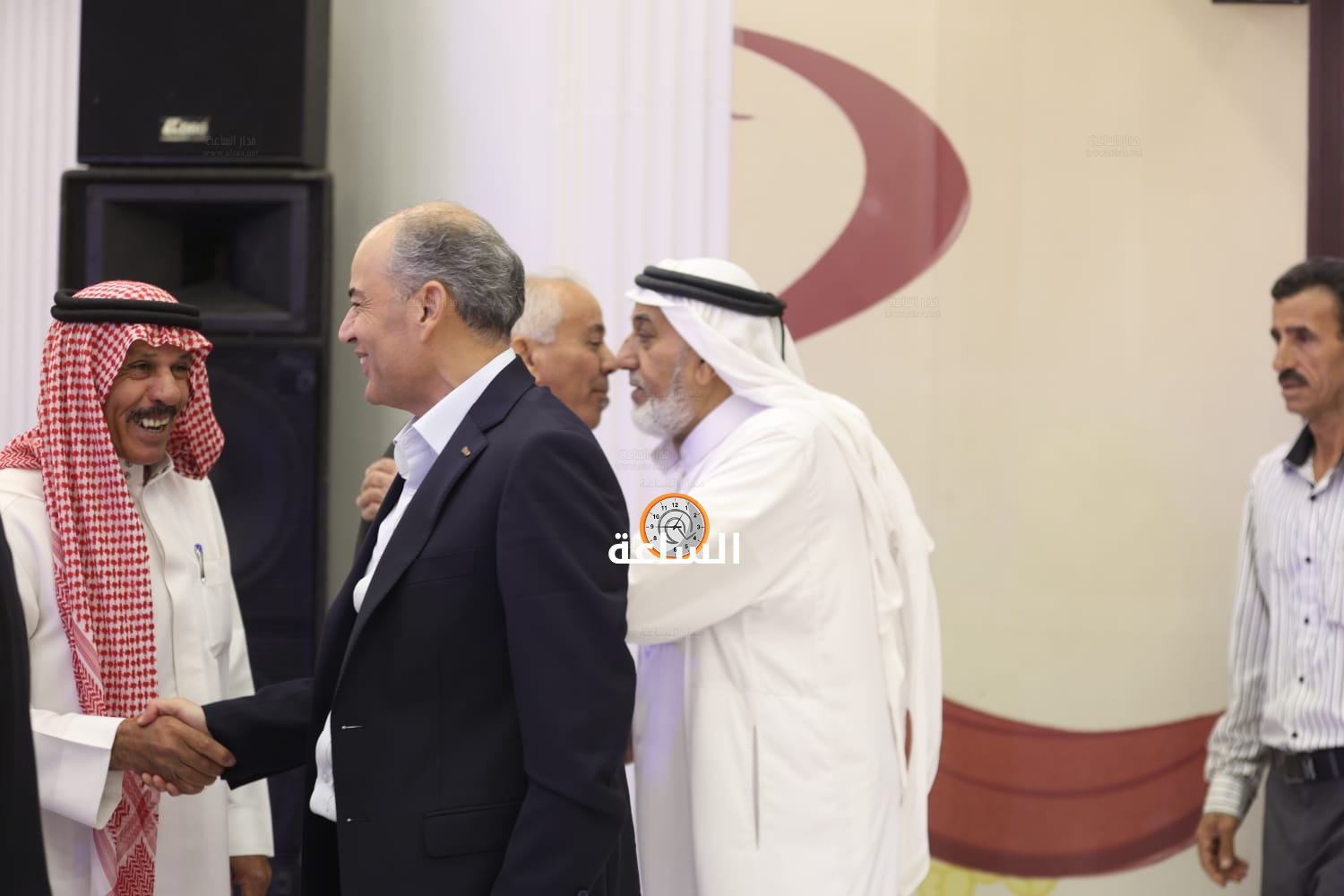 Madar Al-Saa Images 0.6247876512845412