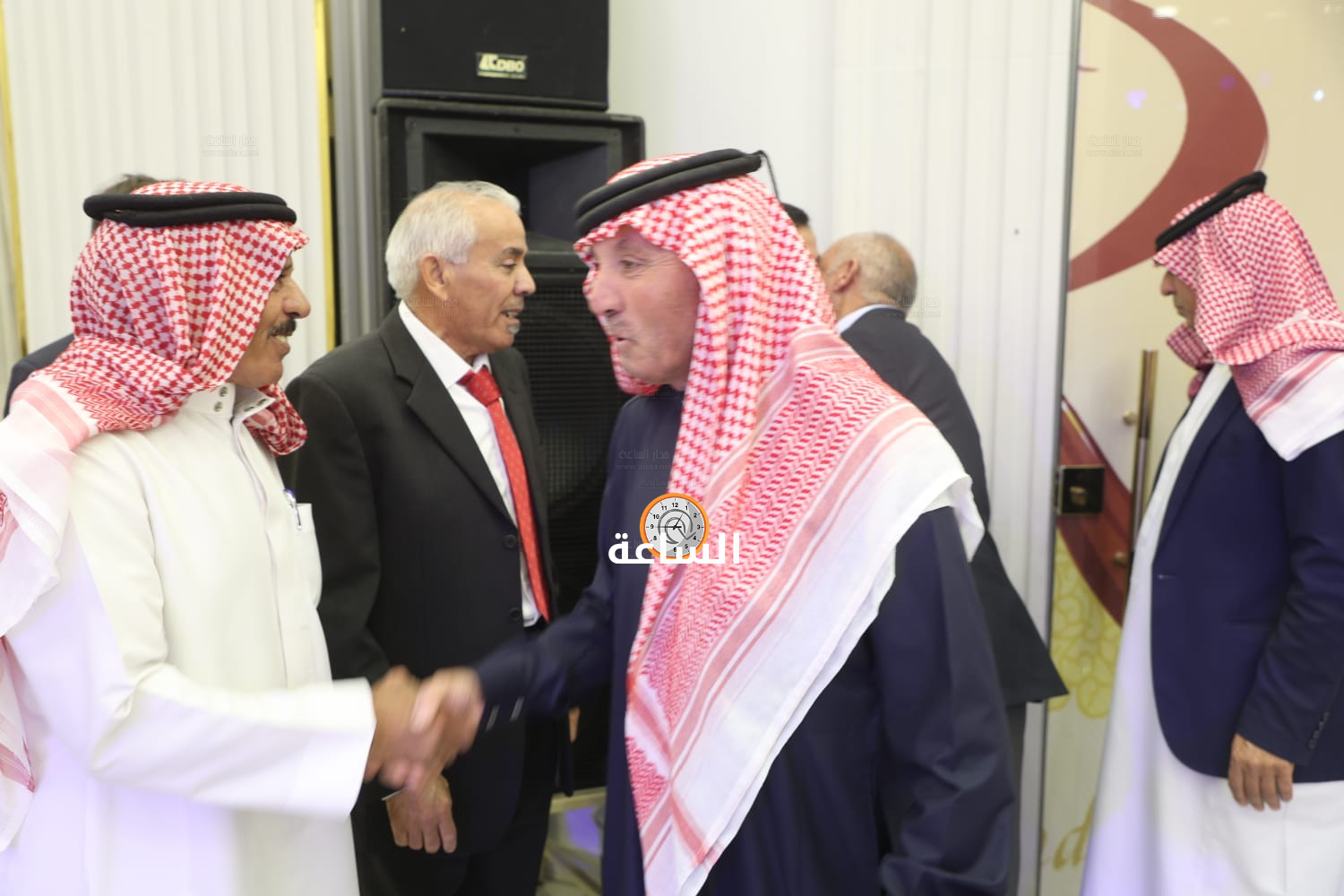Madar Al-Saa Images 0.4216407886682484