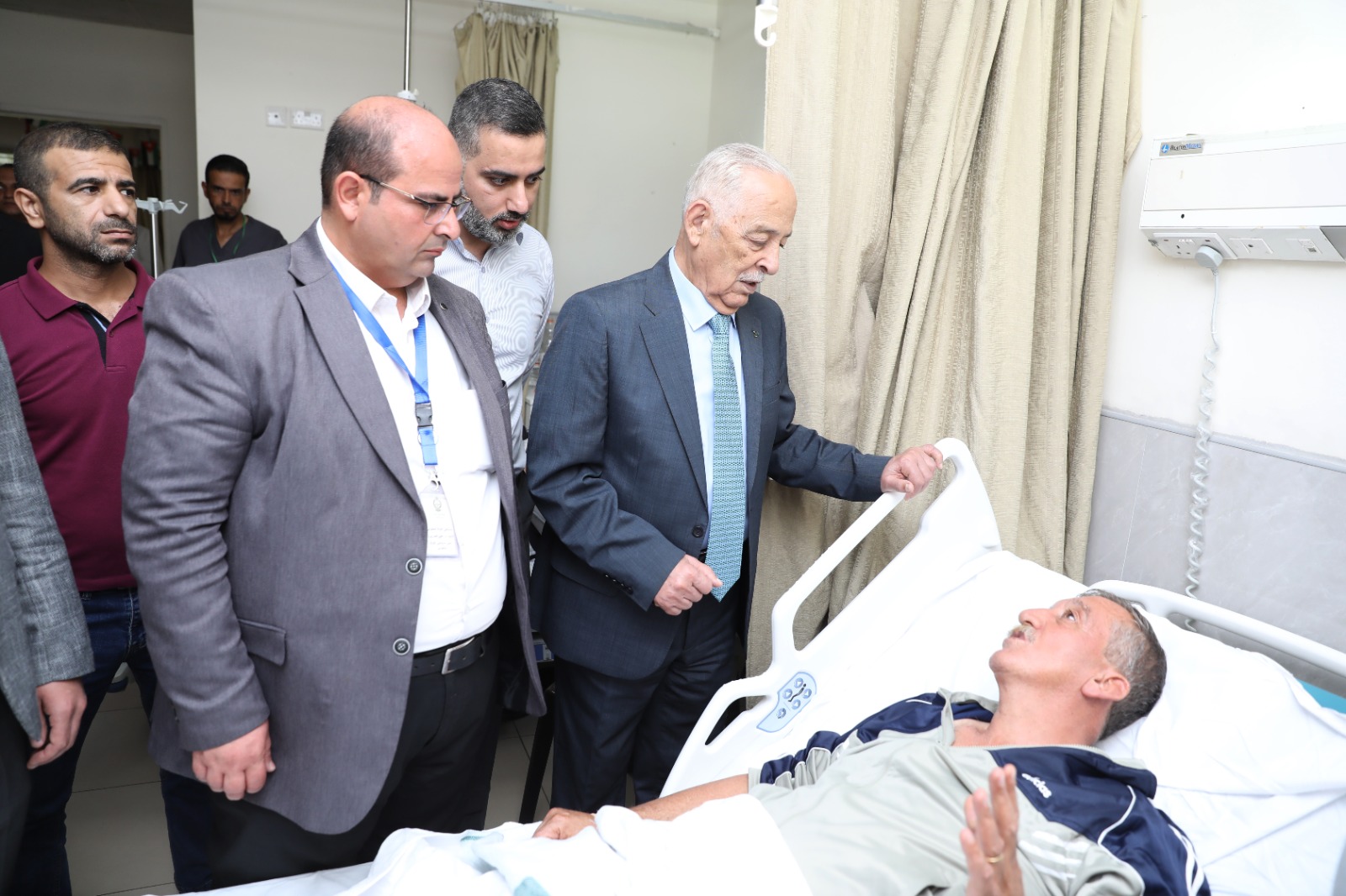 Madar Al-Saa Images 0.6140913940910365