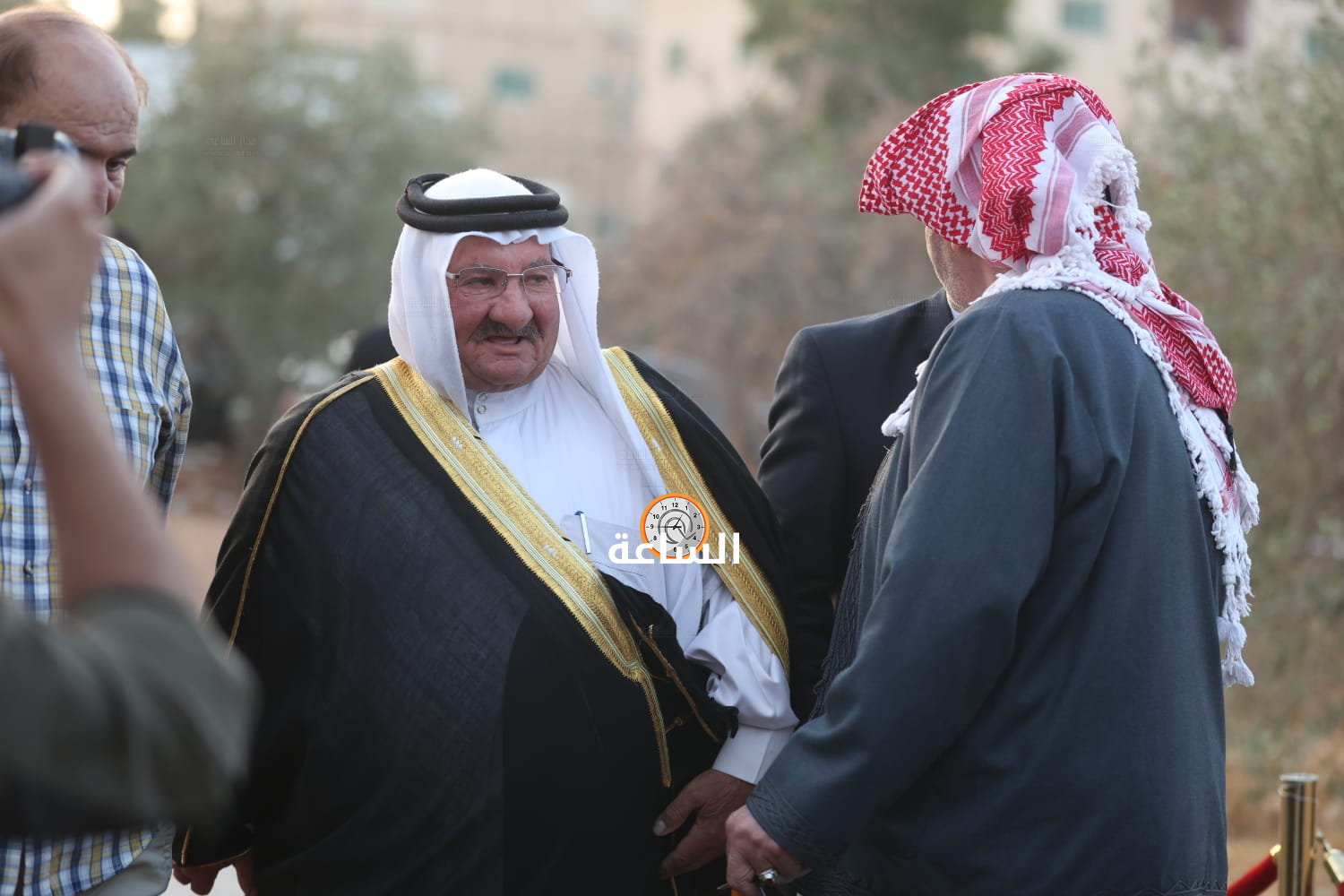 Madar Al-Saa Images 0.501959873000172
