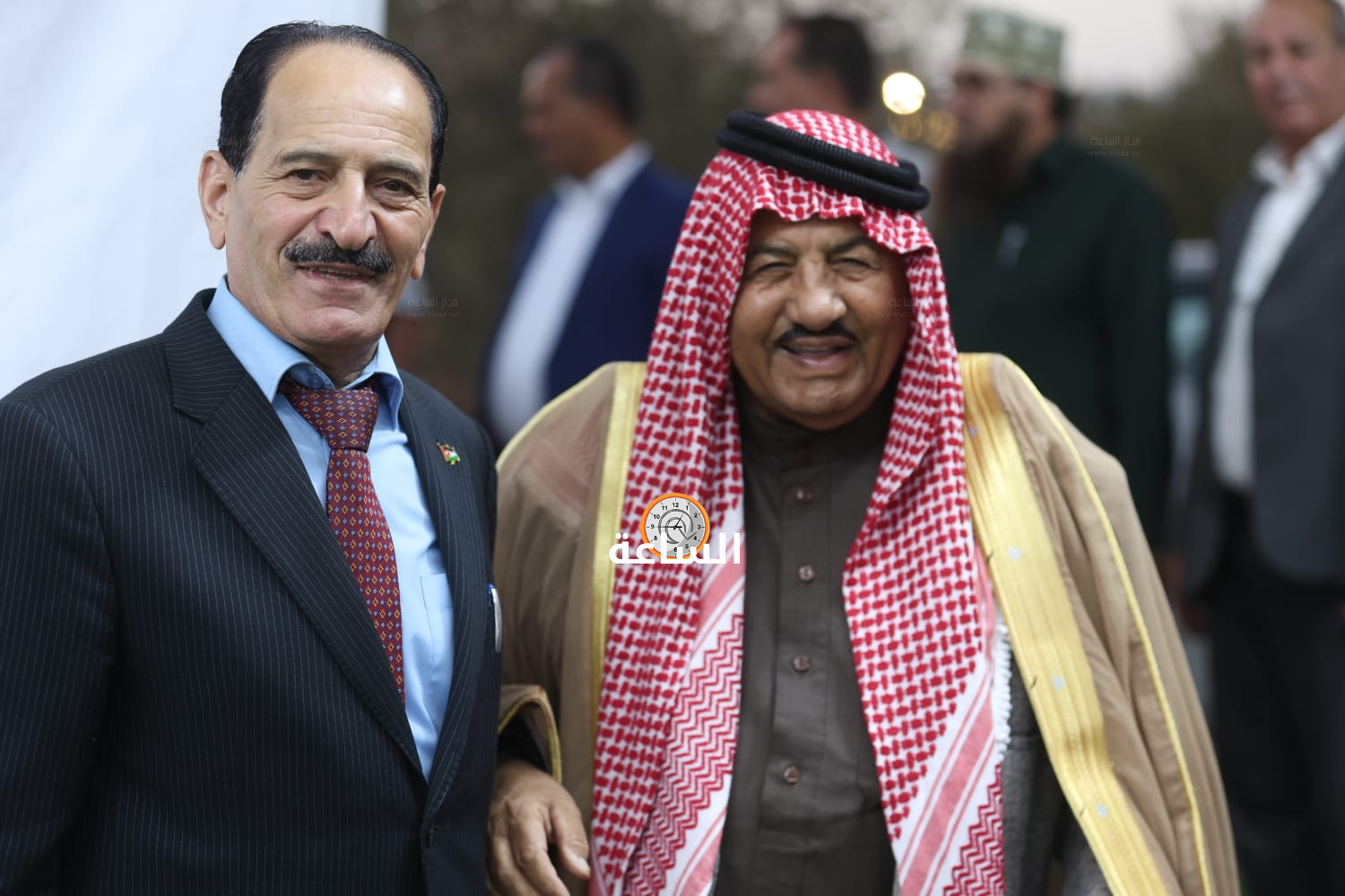 Madar Al-Saa Images 0.513811144936719