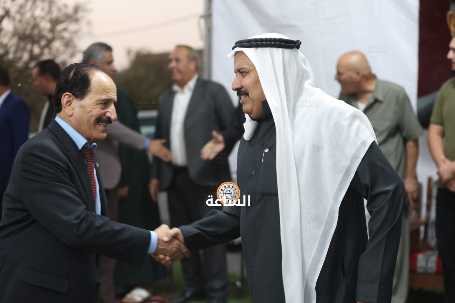 Madar Al-Saa Images 0.132606608534232