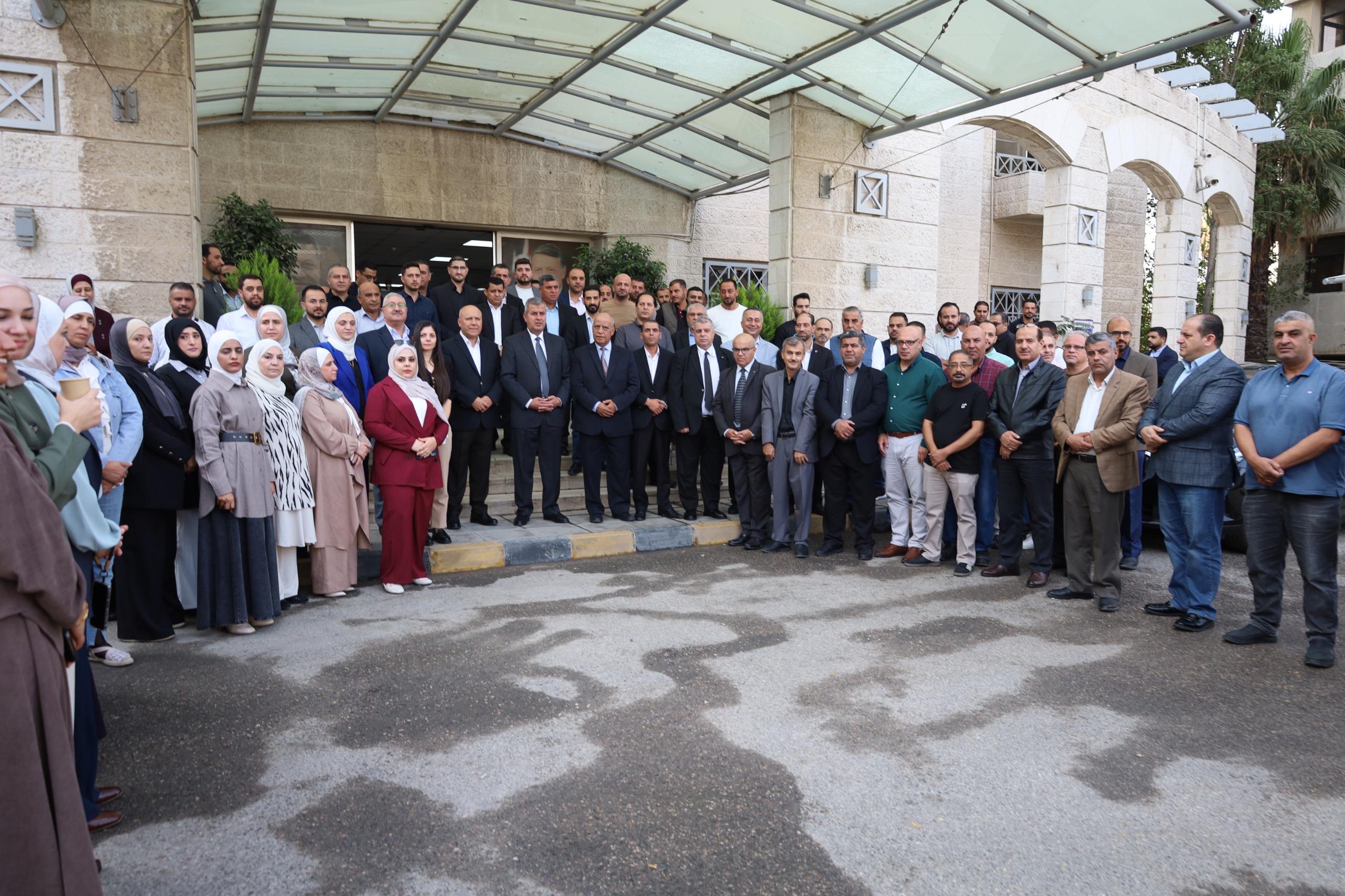 Madar Al-Saa Images 0.05189204266615166