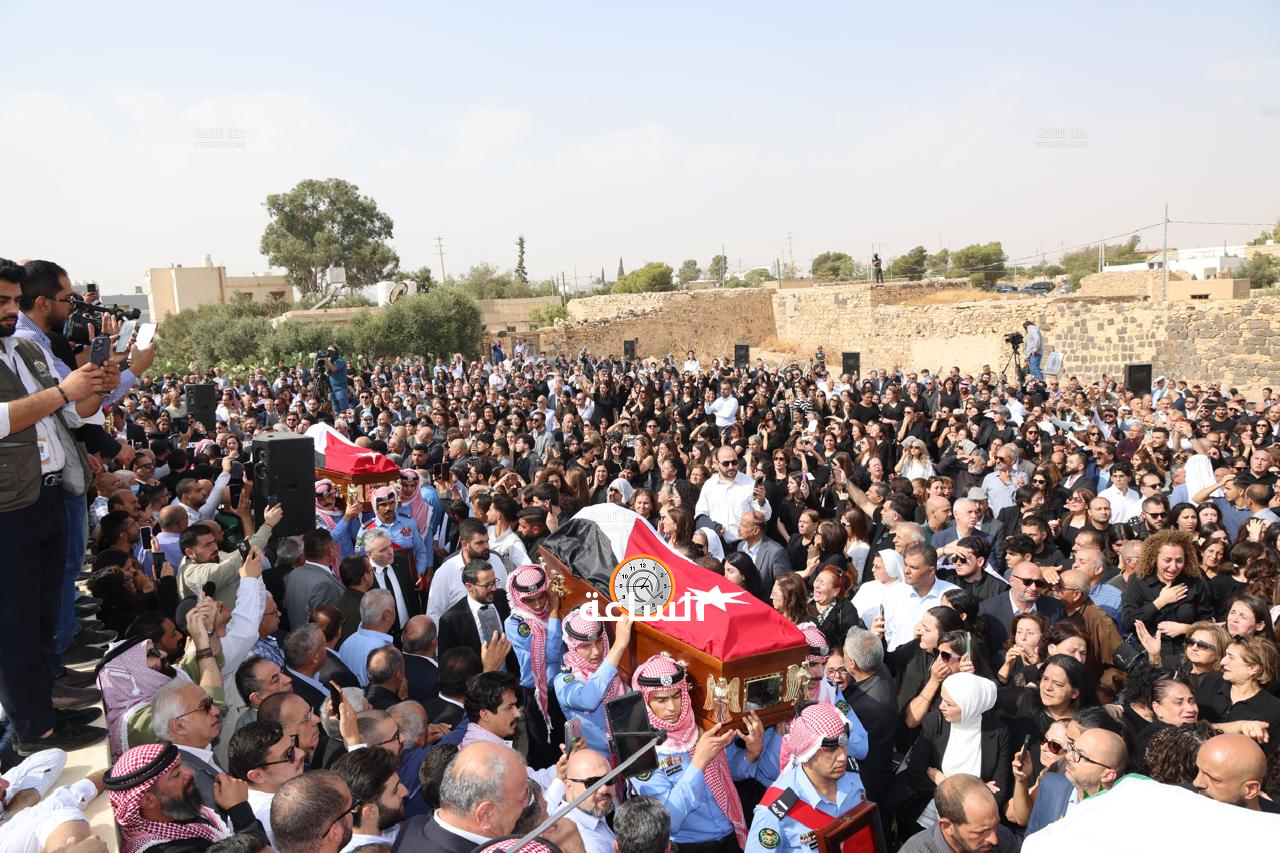 Madar Al-Saa Images 0.7856207816000966