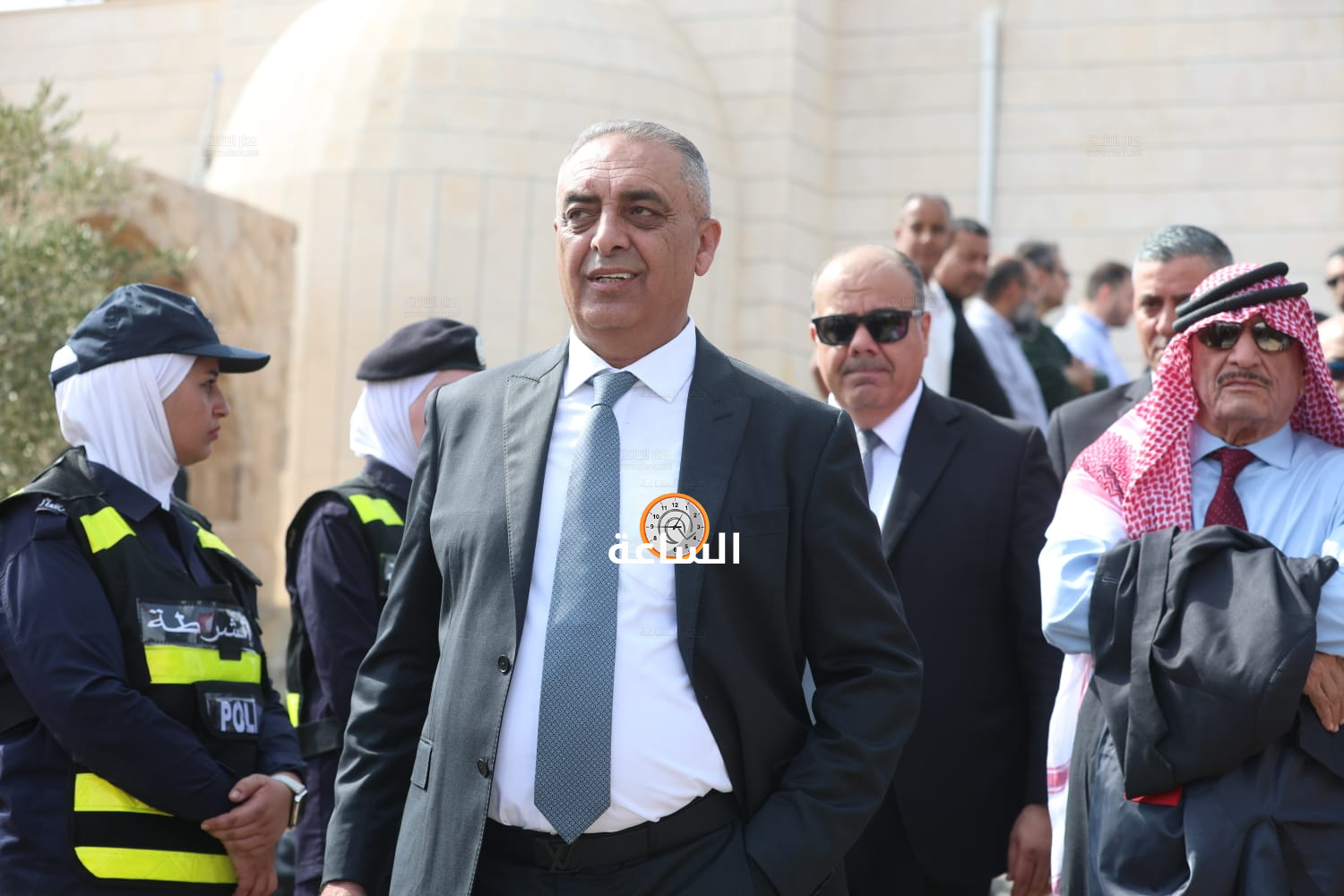 Madar Al-Saa Images 0.02236072676742551