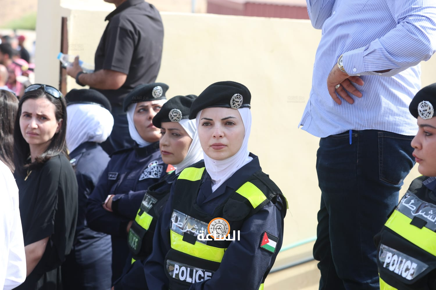 Madar Al-Saa Images 0.9646353188080578