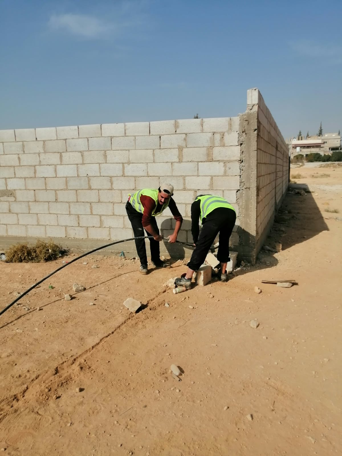 Madar Al-Saa Images 0.13353207634386755