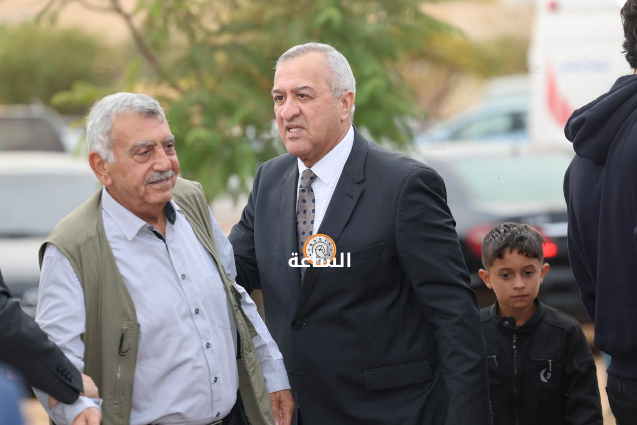 Madar Al-Saa Images 0.8119888703492826