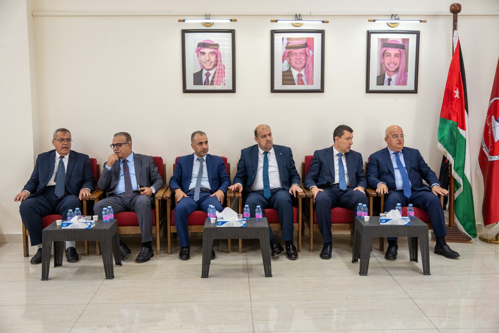 Madar Al-Saa Images 0.5950241076363503