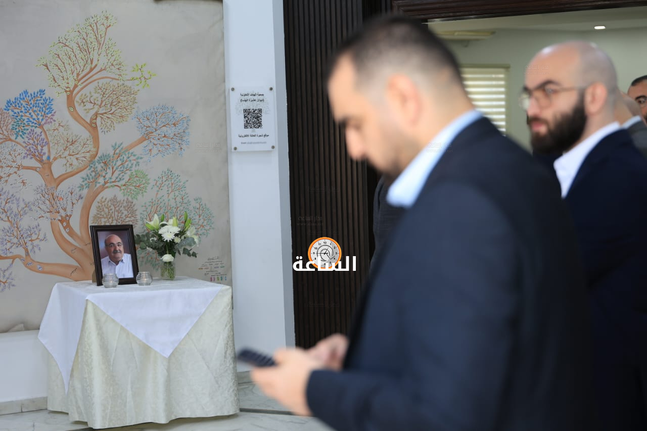 Madar Al-Saa Images 0.7840345364956731