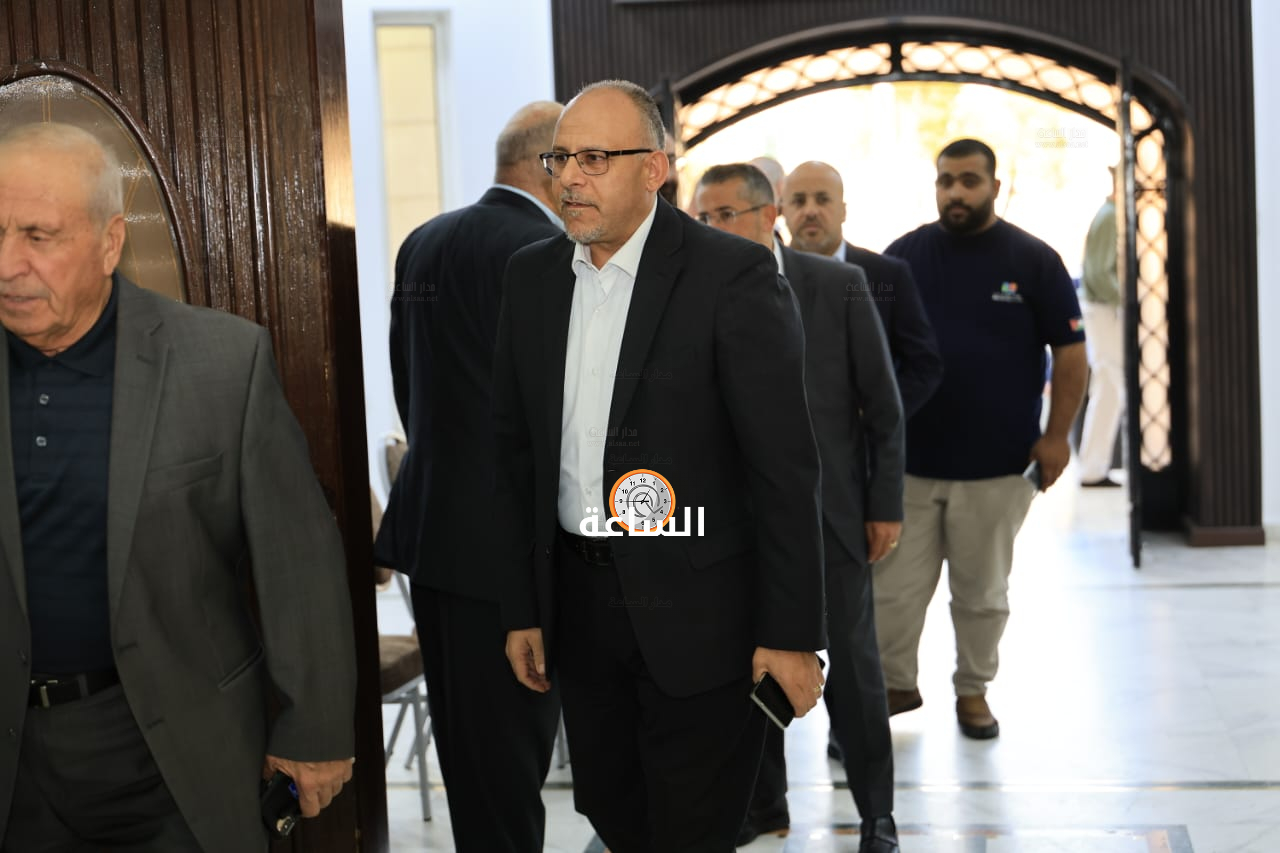 Madar Al-Saa Images 0.0934194878968998