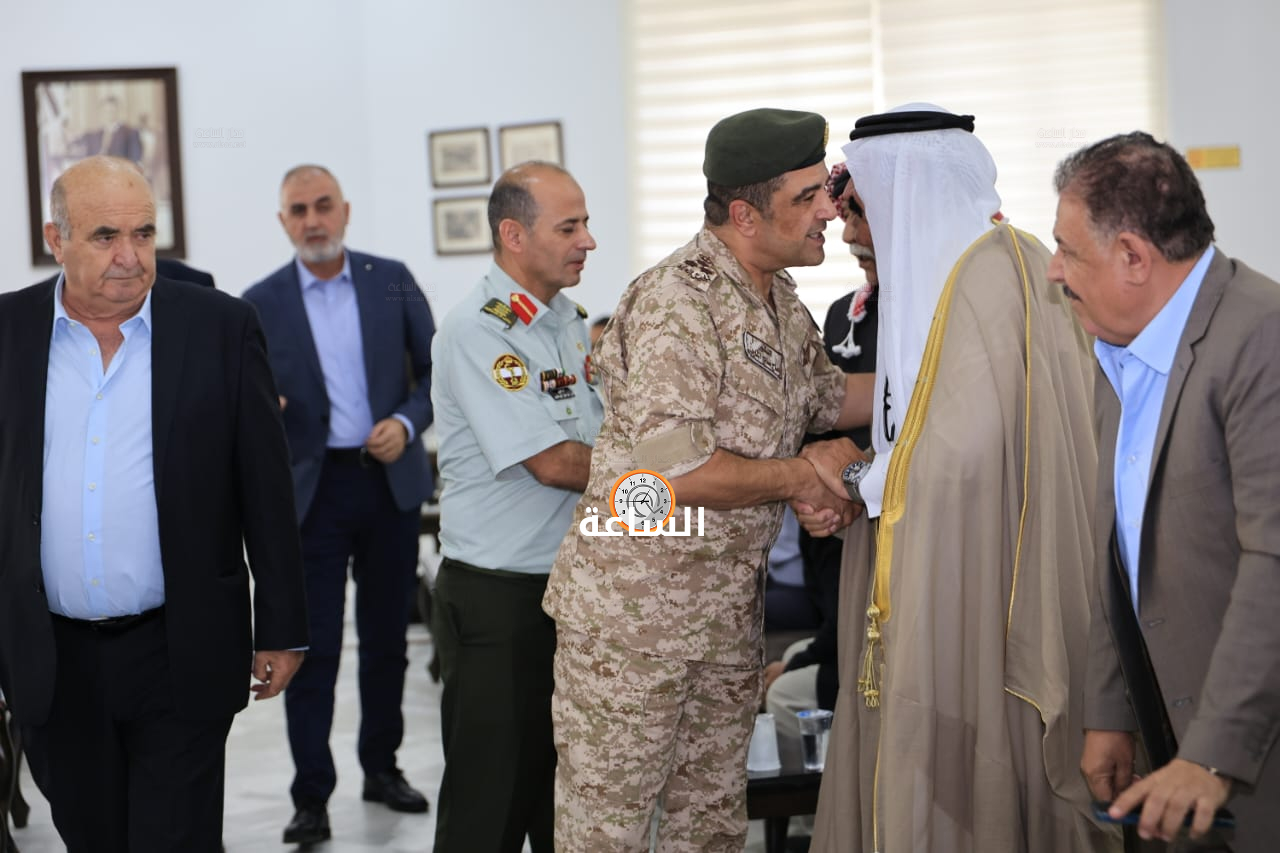 Madar Al-Saa Images 0.014496764726545042