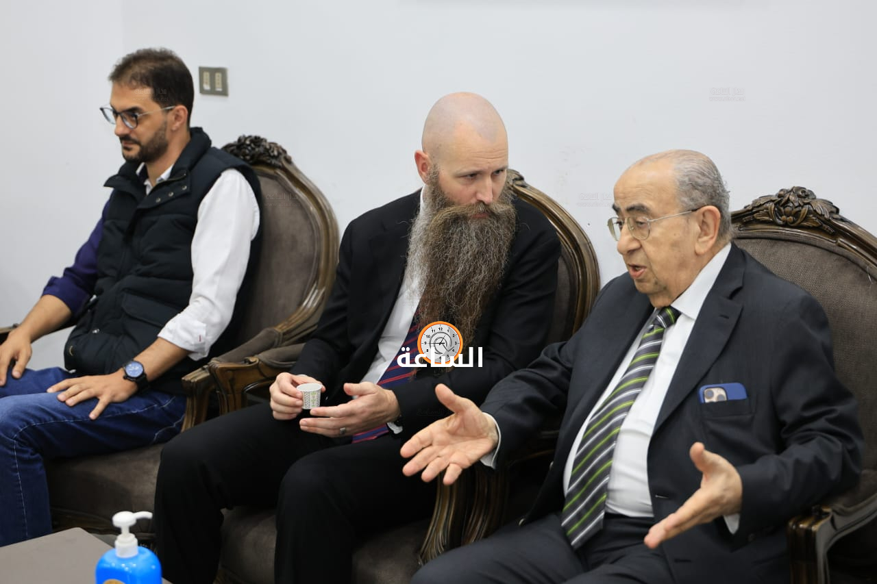 Madar Al-Saa Images 0.4812002538873852