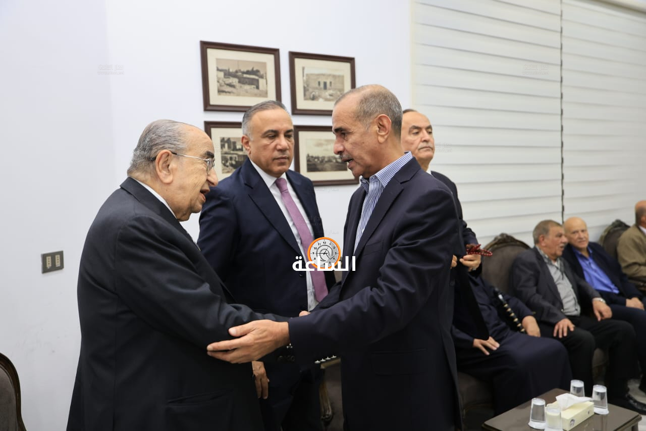 Madar Al-Saa Images 0.13486352153840653