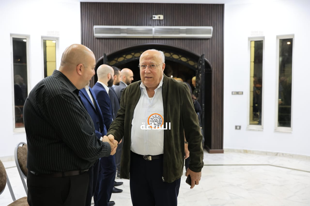 Madar Al-Saa Images 0.15042077282256994