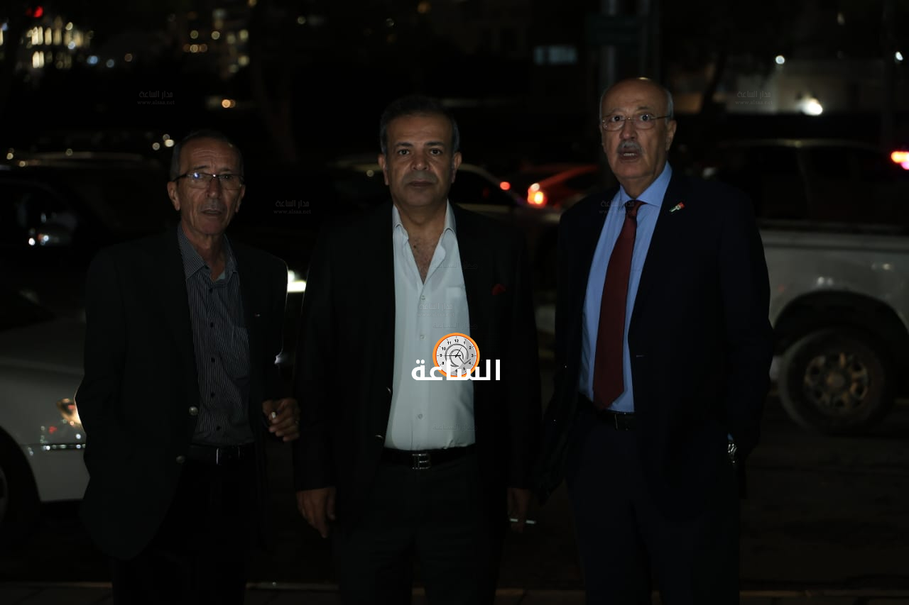 Madar Al-Saa Images 0.9837348025162486