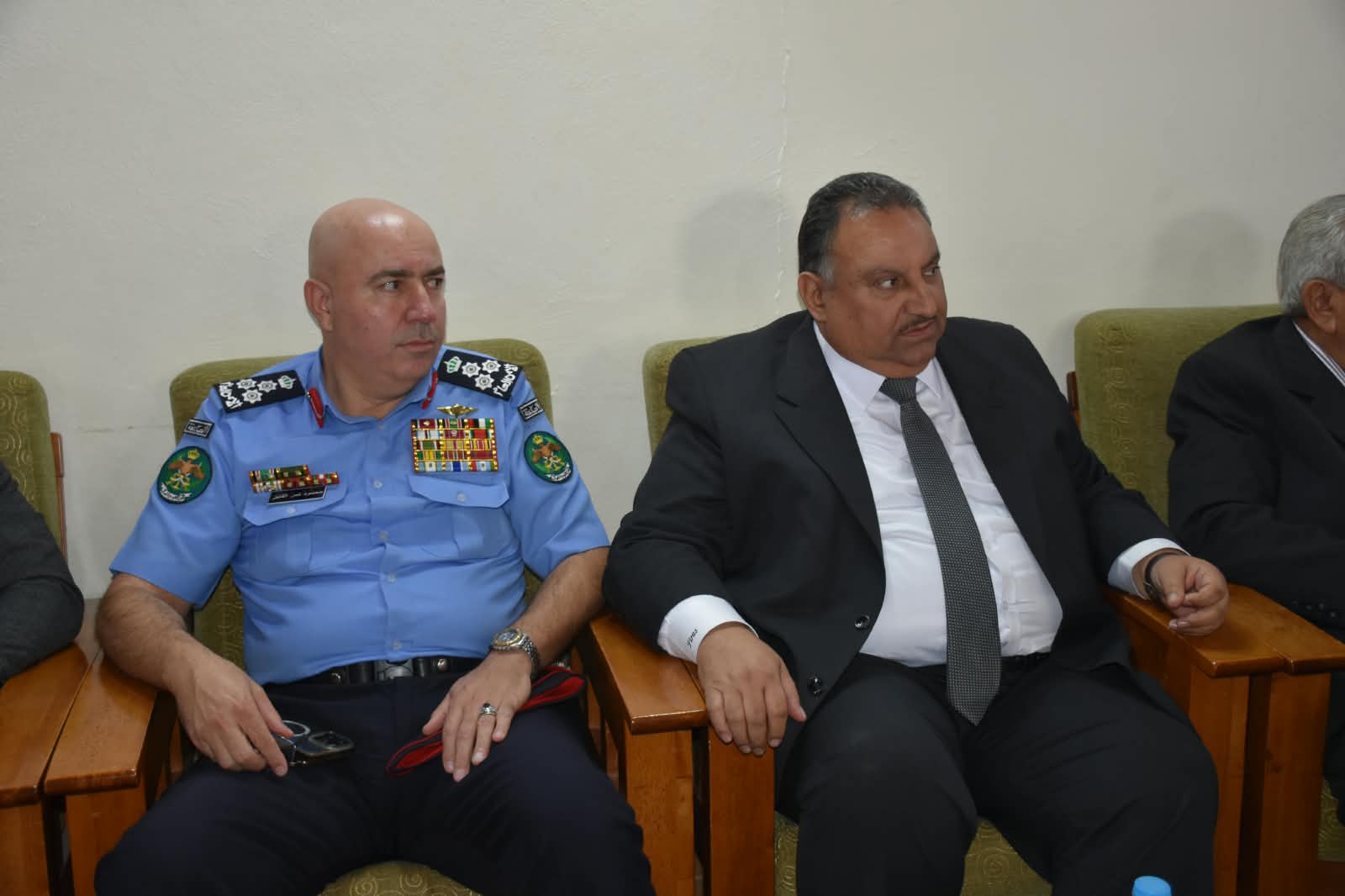 Madar Al-Saa Images 0.3572240225696366