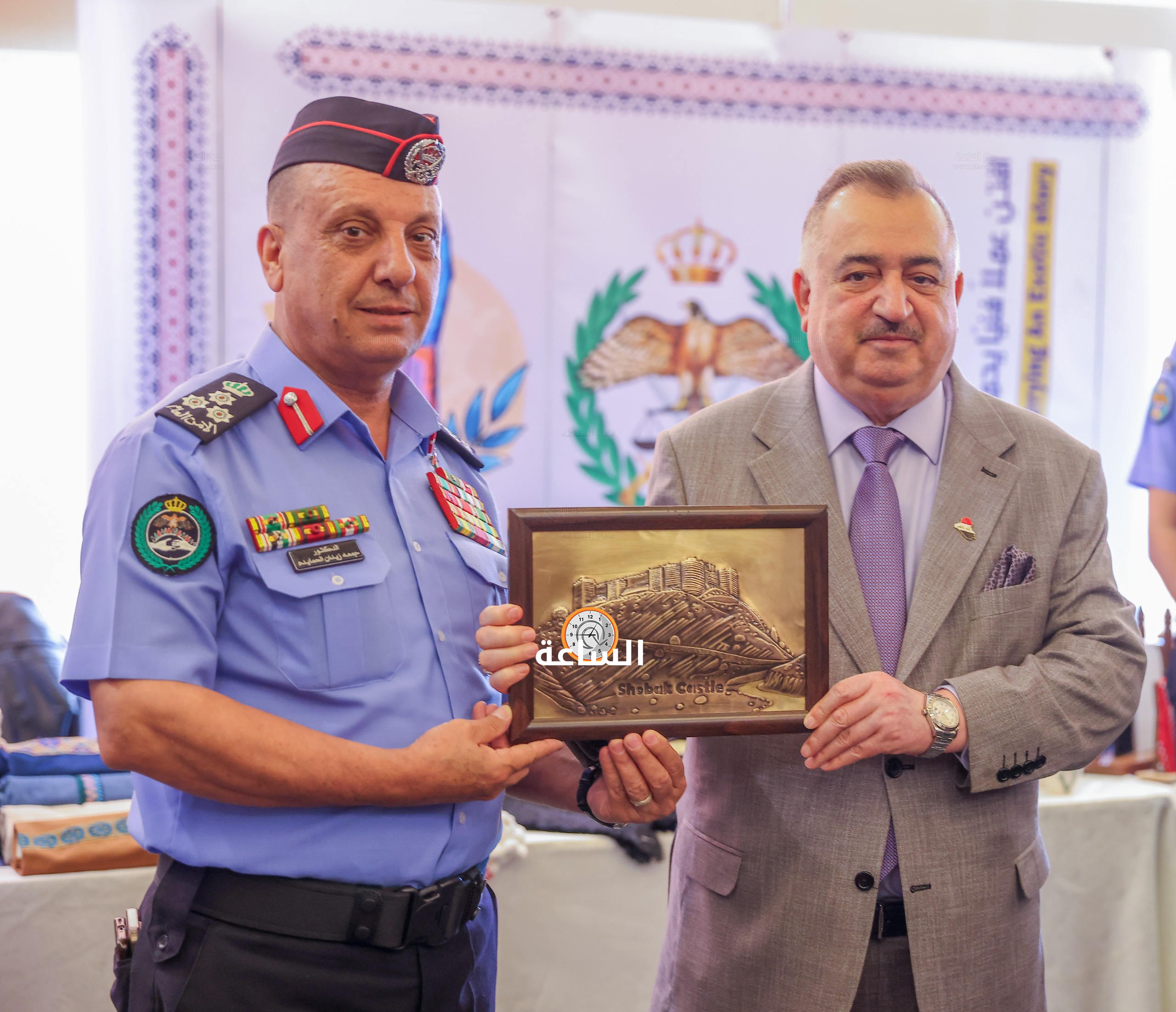 Madar Al-Saa Images 0.0998339690121901