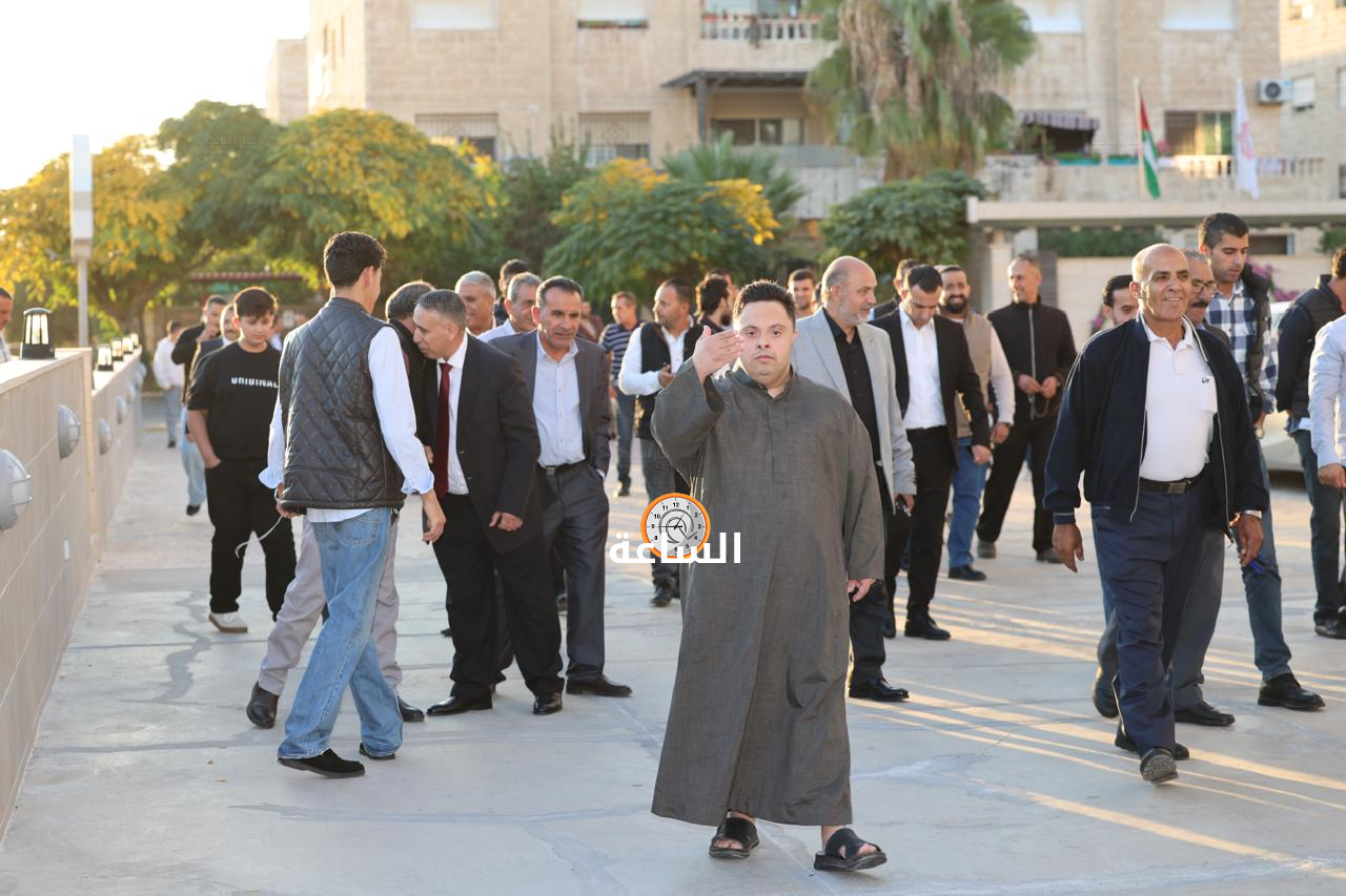 Madar Al-Saa Images 0.011576088541859875