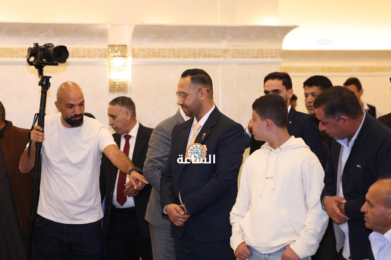 Madar Al-Saa Images 0.435566598331421