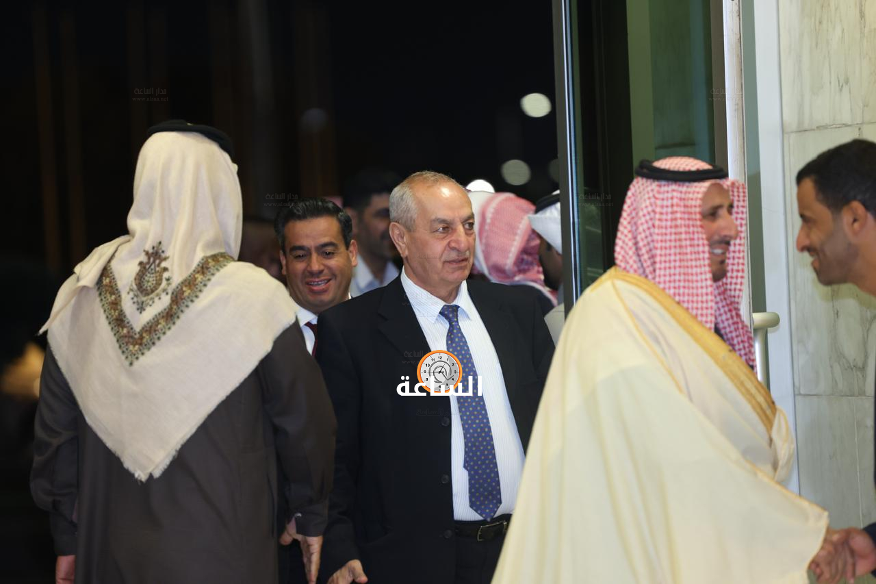 Madar Al-Saa Images 0.3391991175288107