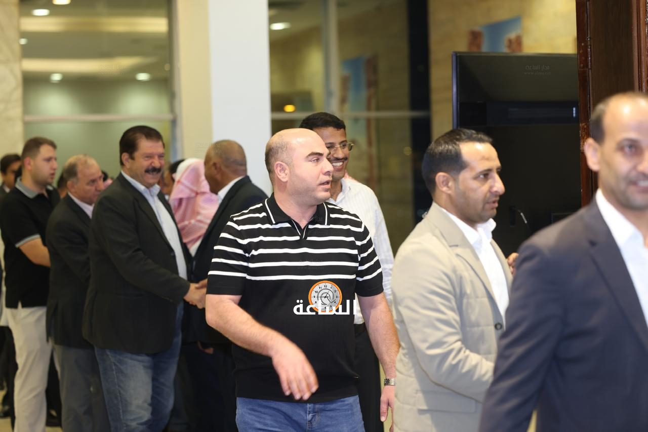 Madar Al-Saa Images 0.8418963035901225