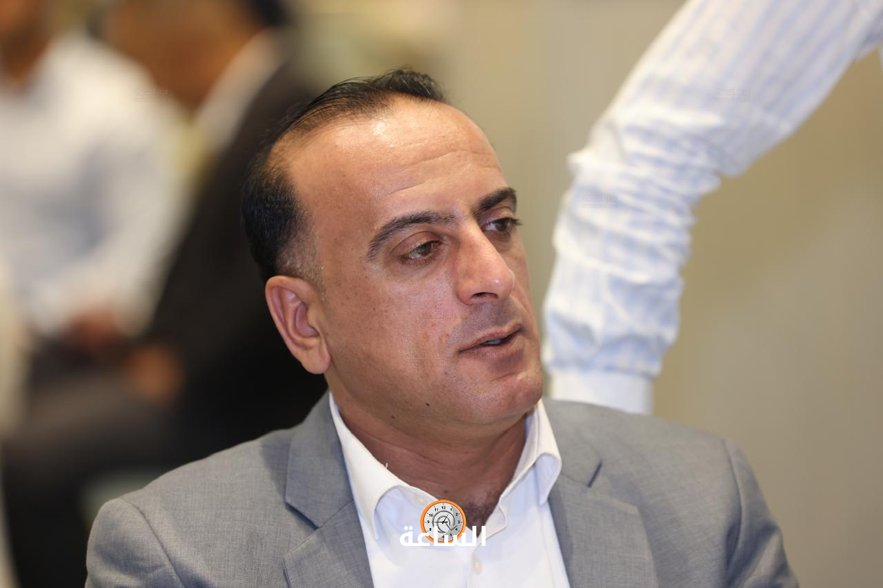 Madar Al-Saa Images 0.7879379615008083