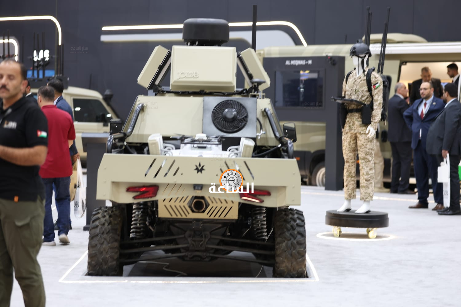 Madar Al-Saa Images 0.3756052975395283