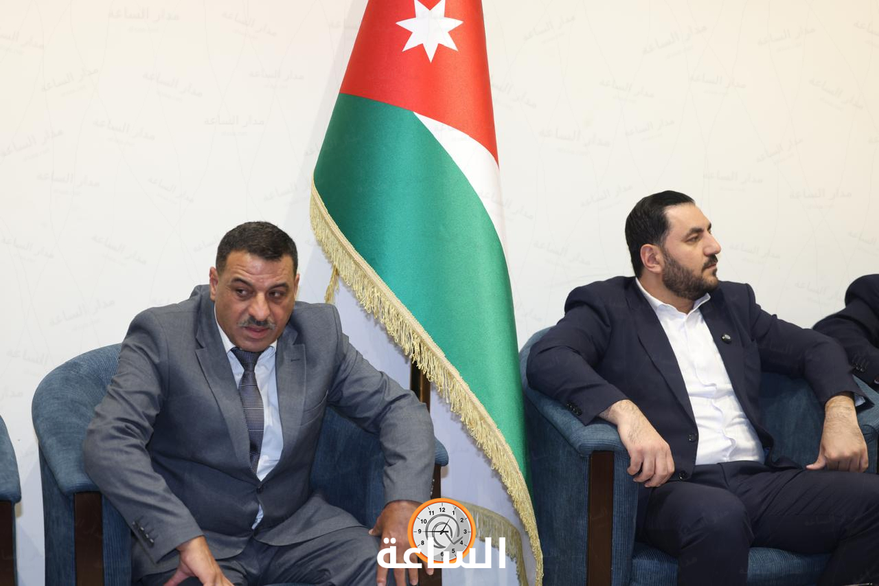 Madar Al-Saa Images 0.5472703099240789