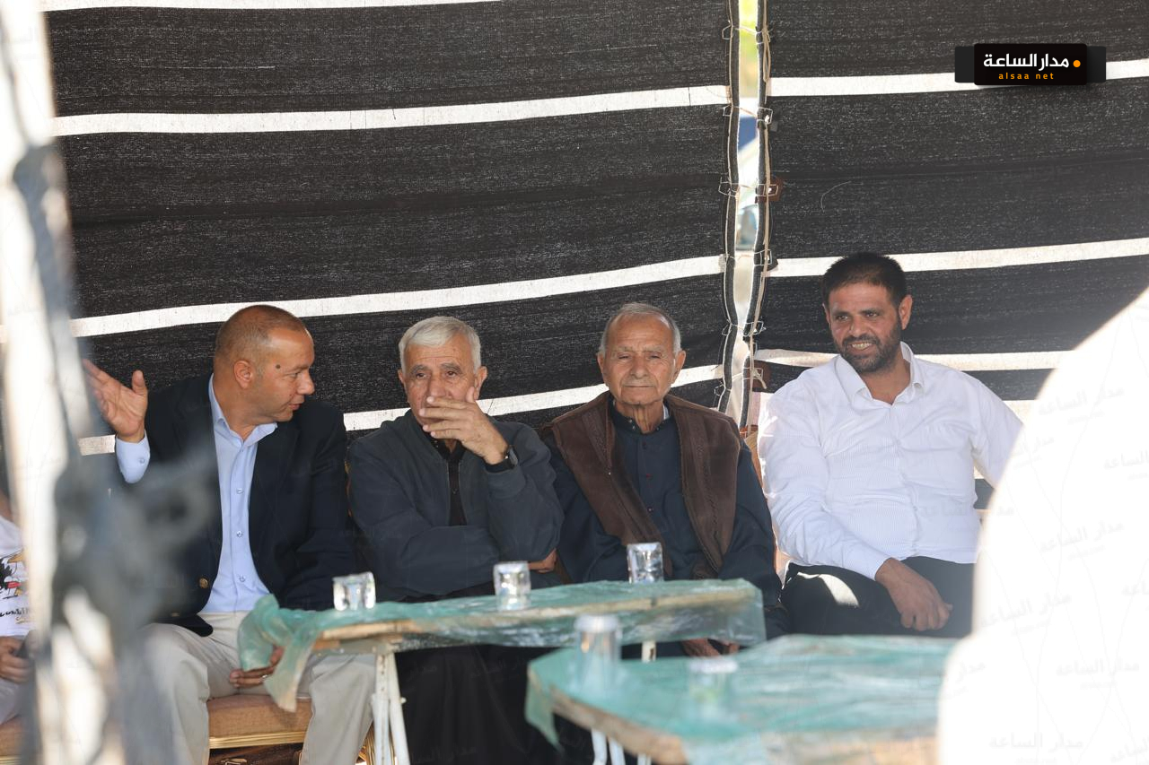 Madar Al-Saa Images 0.1166373811328385