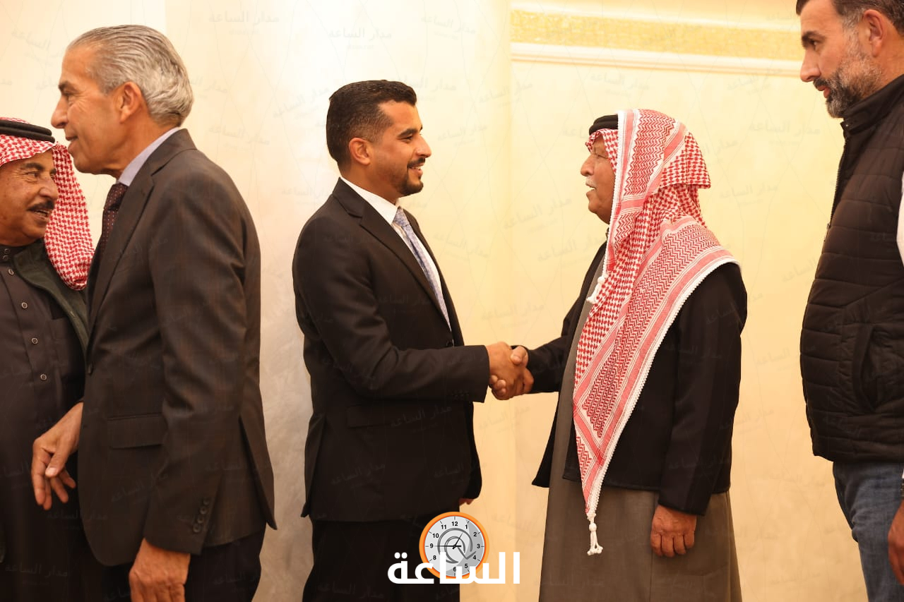 Madar Al-Saa Images 0.1522075714574651