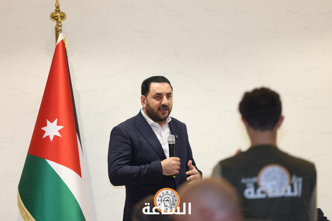 Madar Al-Saa Images 0.5638704102404752