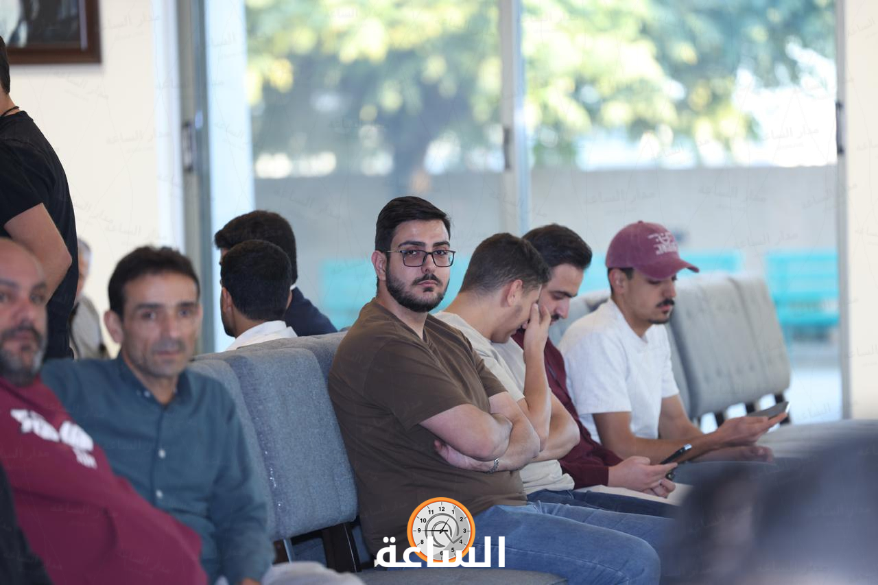 Madar Al-Saa Images 0.6035915228136739