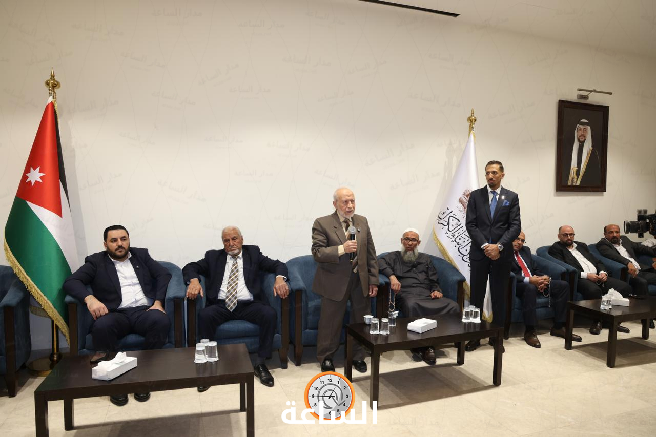 Madar Al-Saa Images 0.18765497124471653