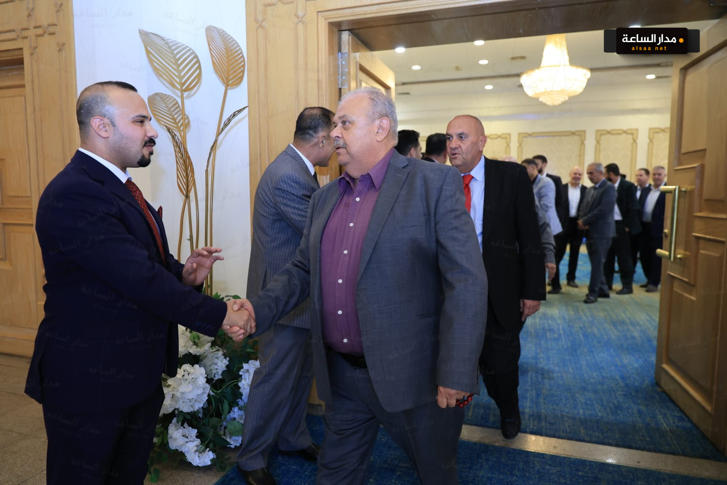 Madar Al-Saa Images 0.4909834143859235