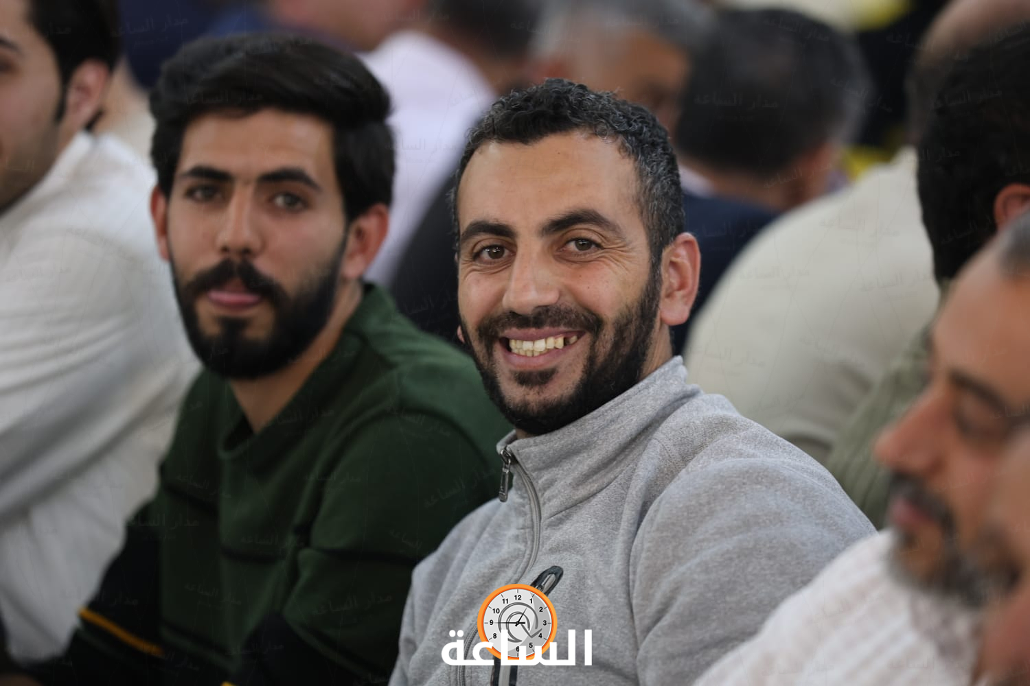 Madar Al-Saa Images 0.4376548719417238