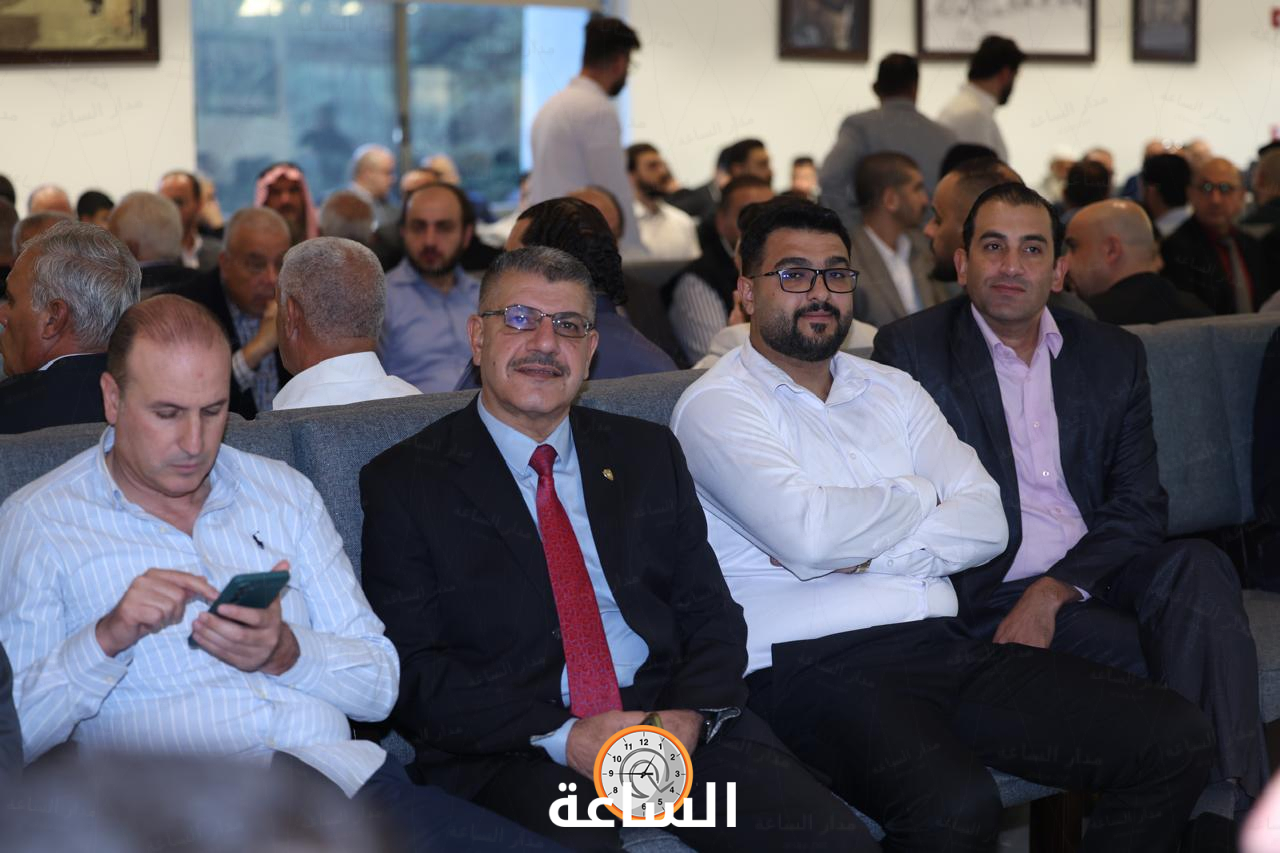 Madar Al-Saa Images 0.18082569466524723