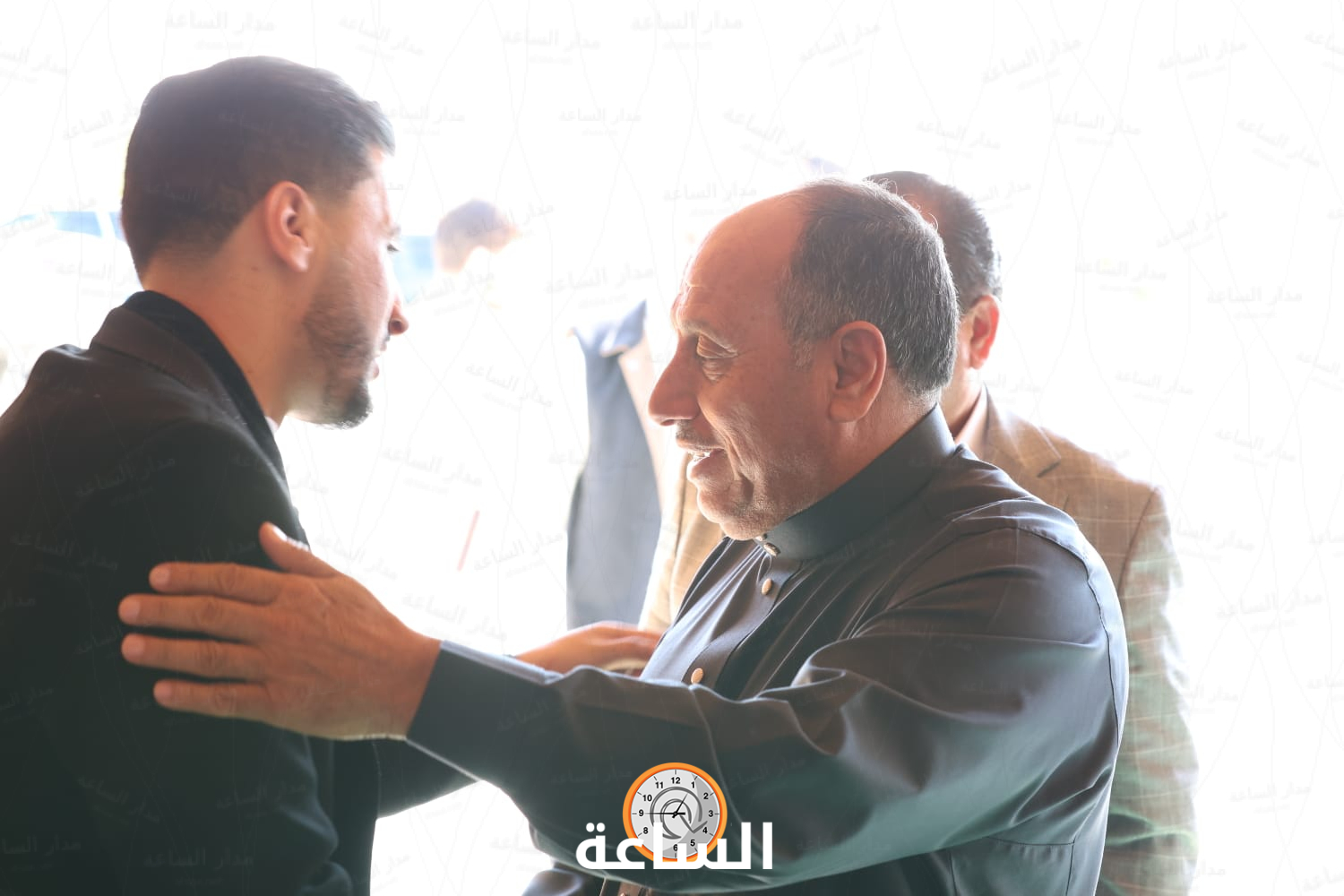 Madar Al-Saa Images 0.8456145558561043