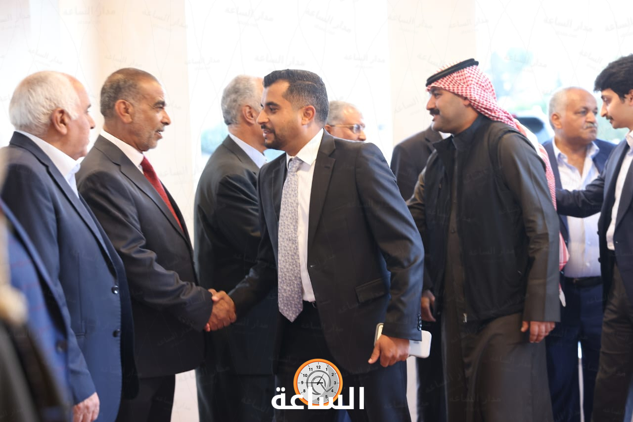 Madar Al-Saa Images 0.22811077800574475