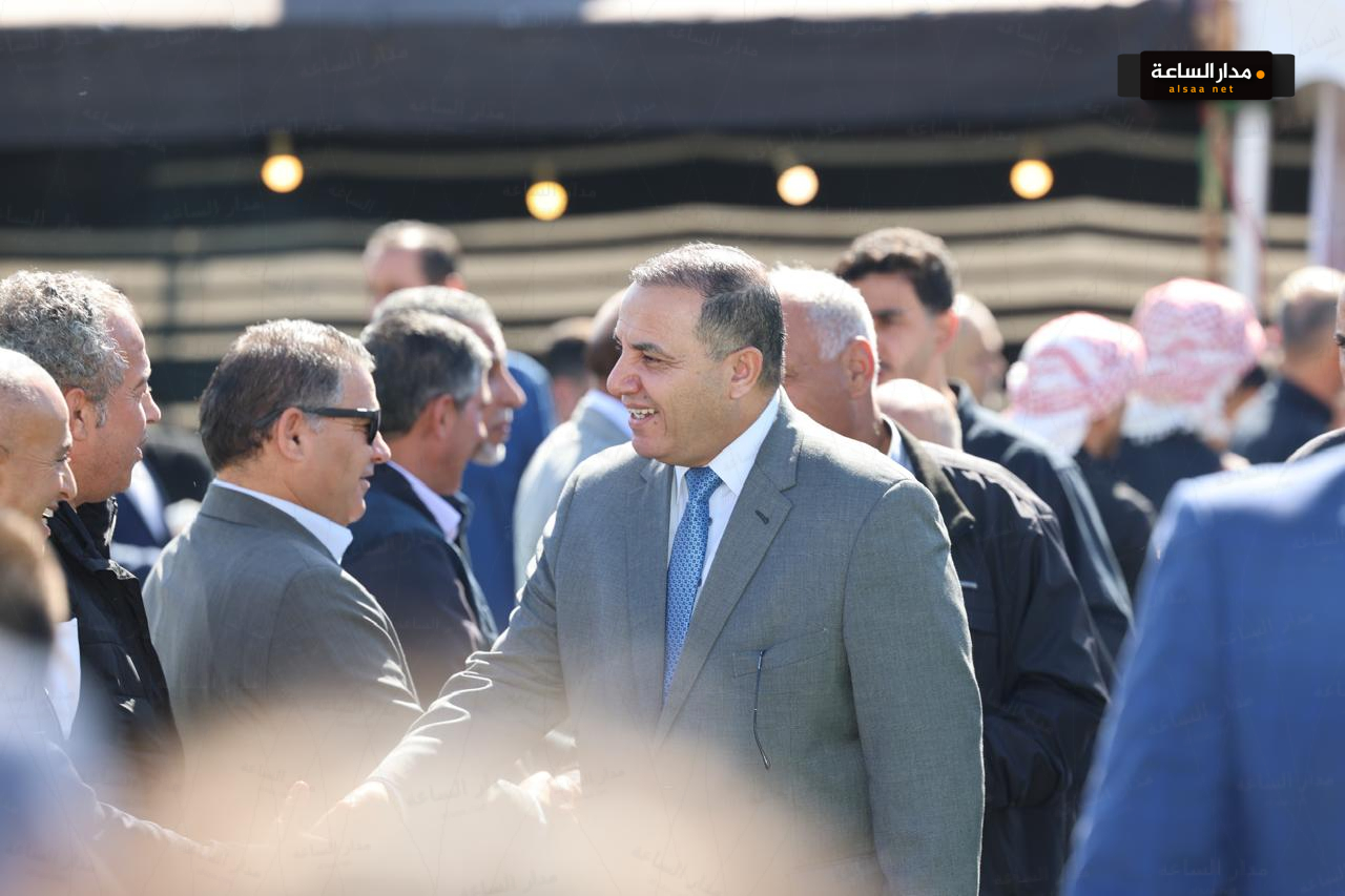 Madar Al-Saa Images 0.24940266113001142