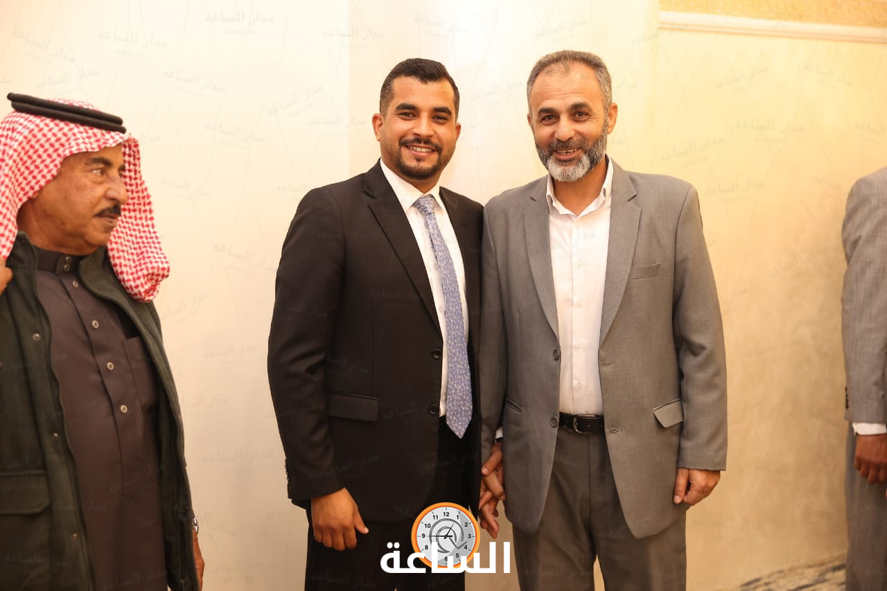 Madar Al-Saa Images 0.09493337213596909