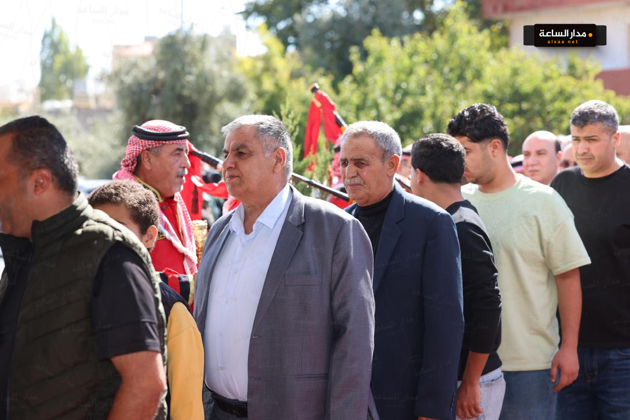 Madar Al-Saa Images 0.6261870877919761