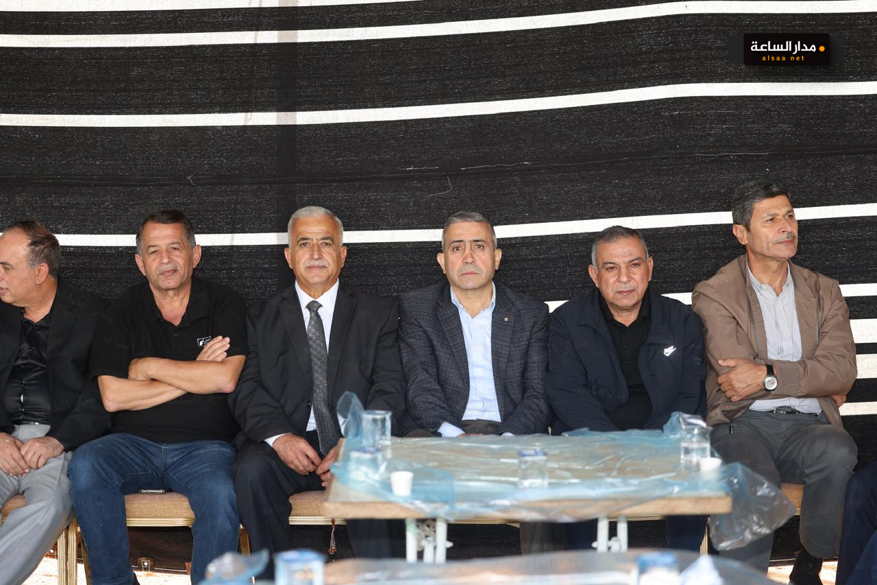 Madar Al-Saa Images 0.3061827645204809