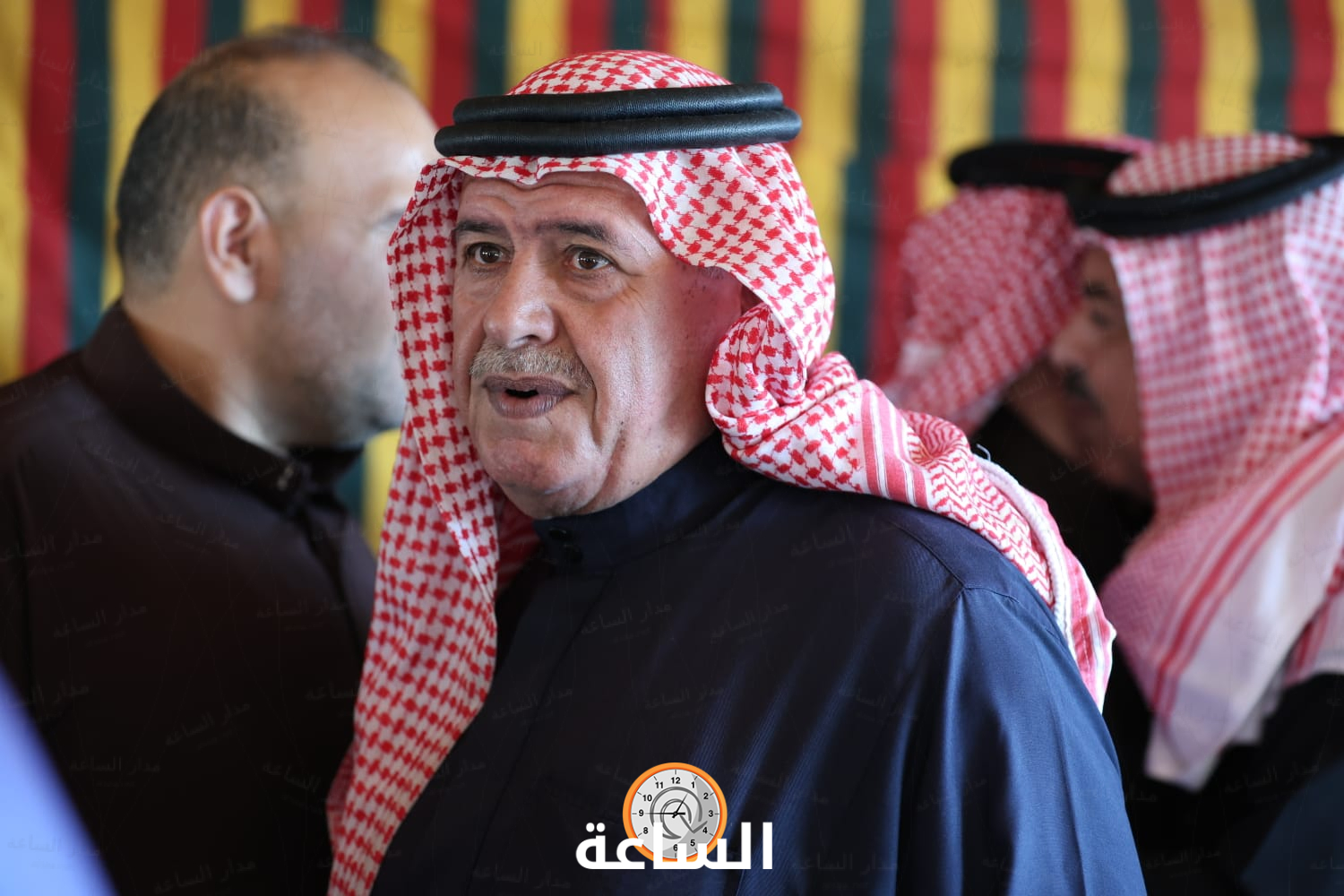 Madar Al-Saa Images 0.1917536416824711
