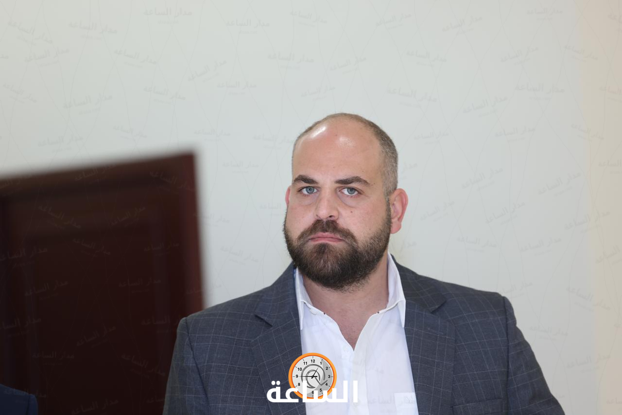 Madar Al-Saa Images 0.8617694389647117