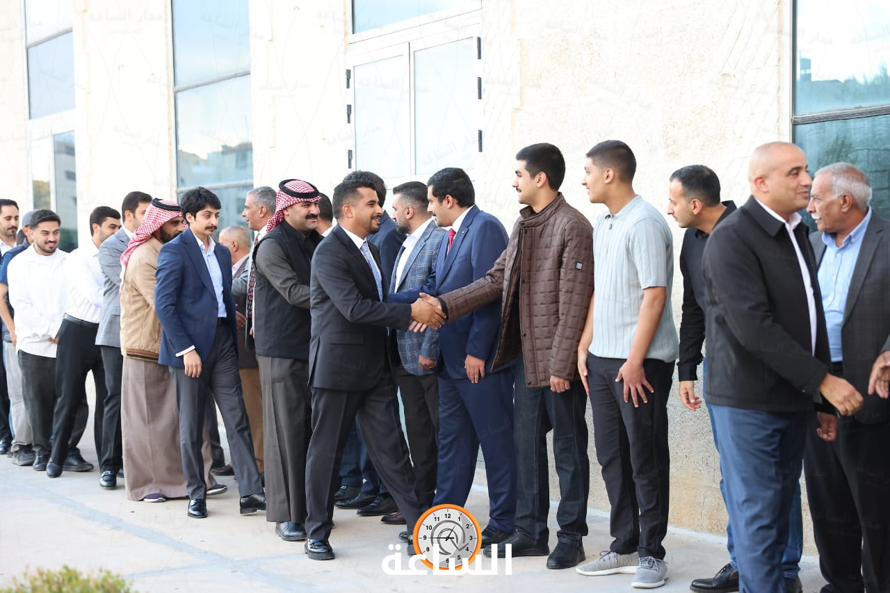 Madar Al-Saa Images 0.5832101976300209