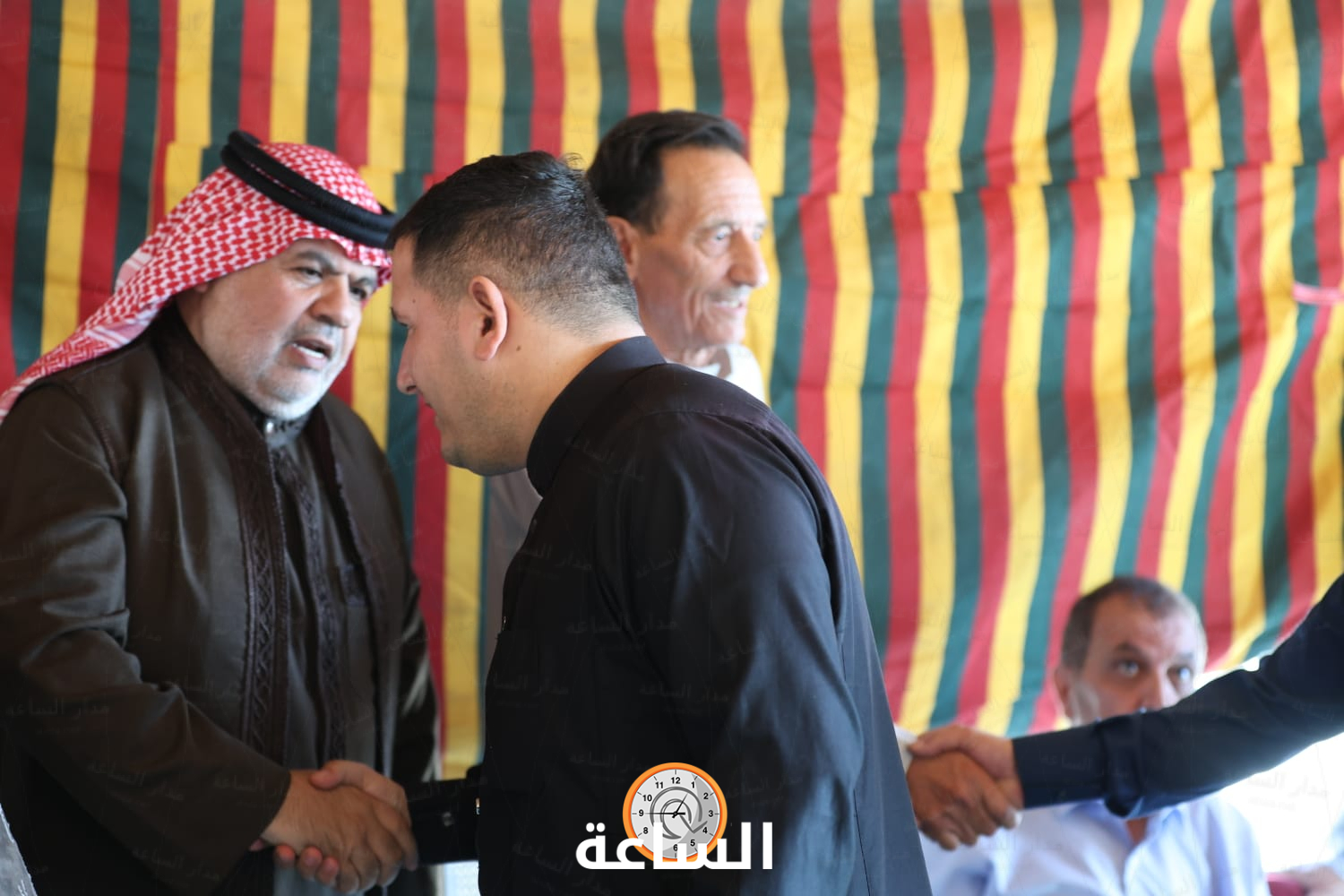 Madar Al-Saa Images 0.4265447954928514