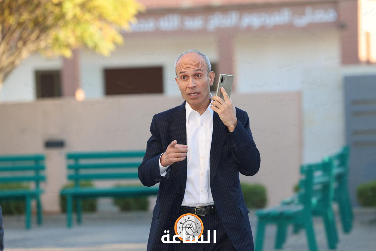 Madar Al-Saa Images 0.8322748868058503