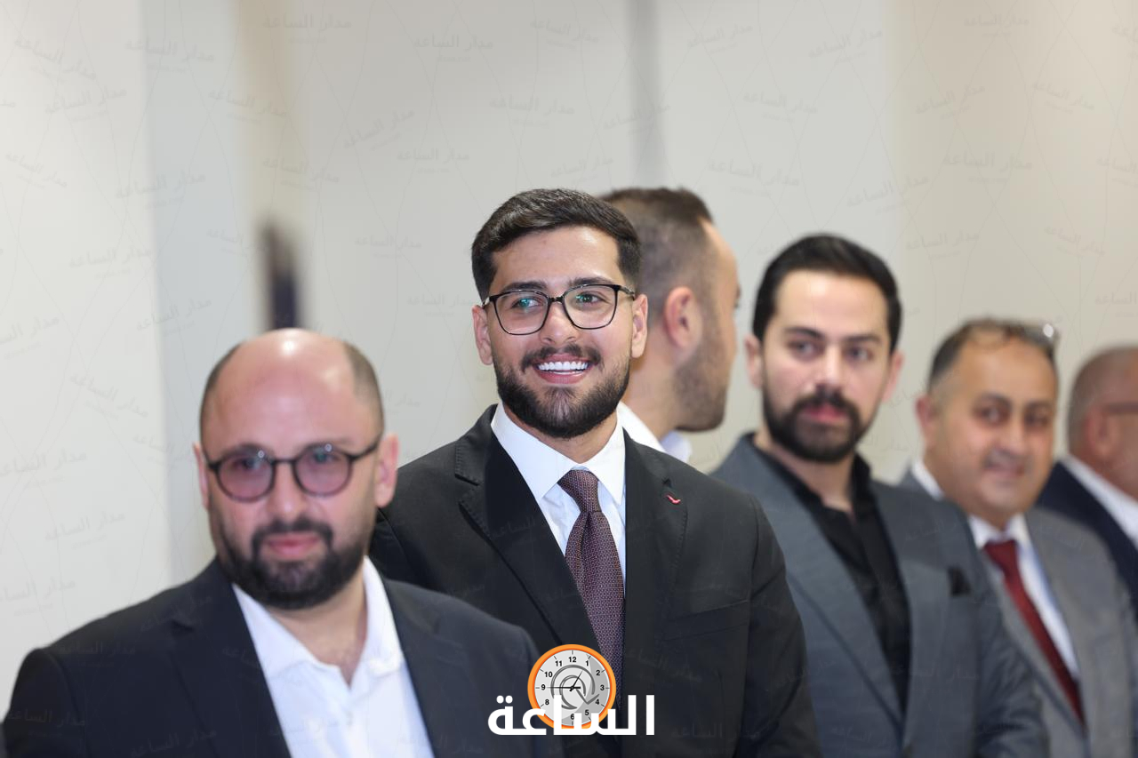 Madar Al-Saa Images 0.4369086641325657