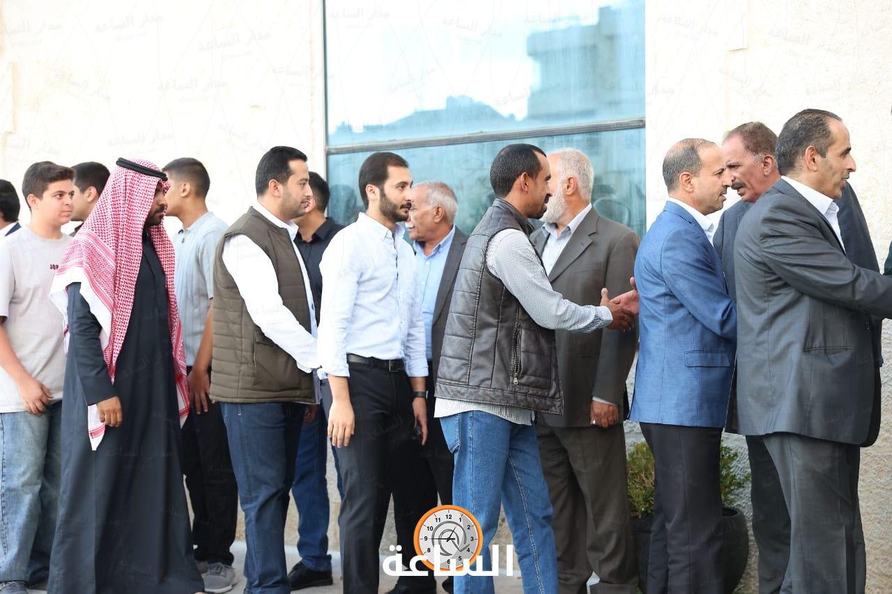 Madar Al-Saa Images 0.3848948081126097